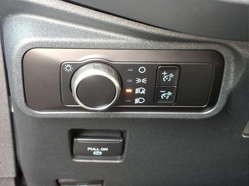2025 Ford Bronco 6th Gen - Image 15 of 21