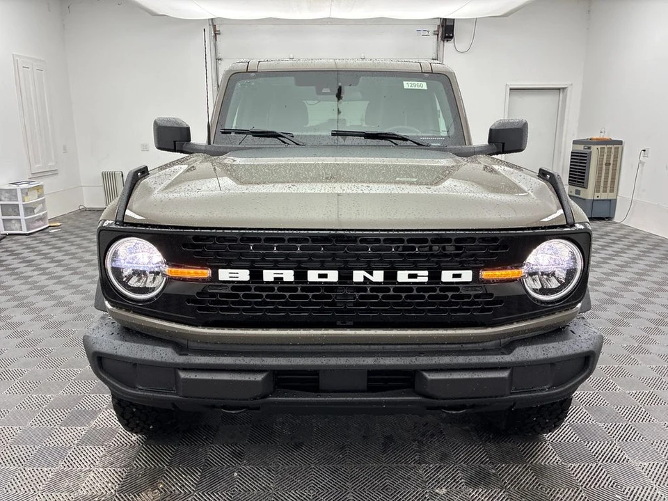 2025 Ford Bronco 6th Gen - Image 12 of 12