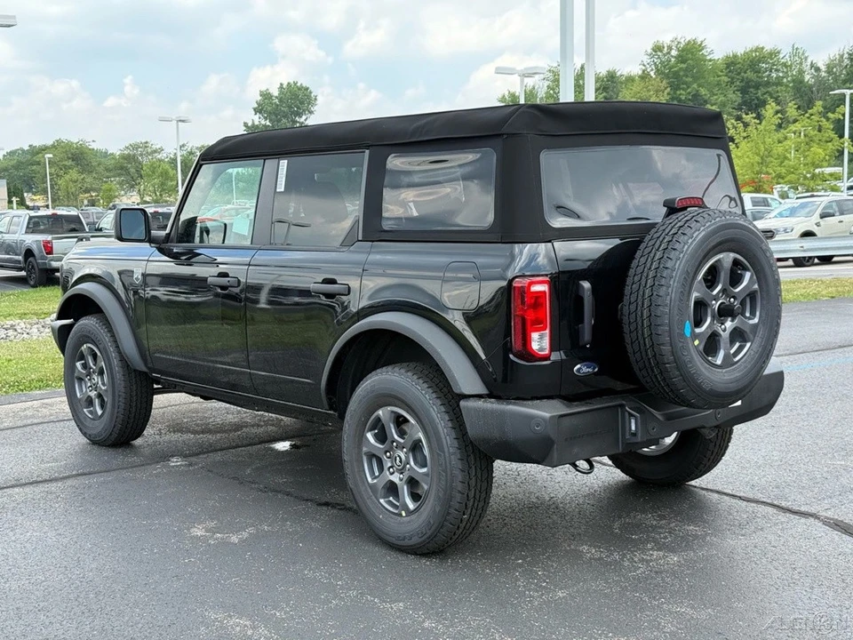 2025 Ford Bronco 6th Gen - Image 3 of 12