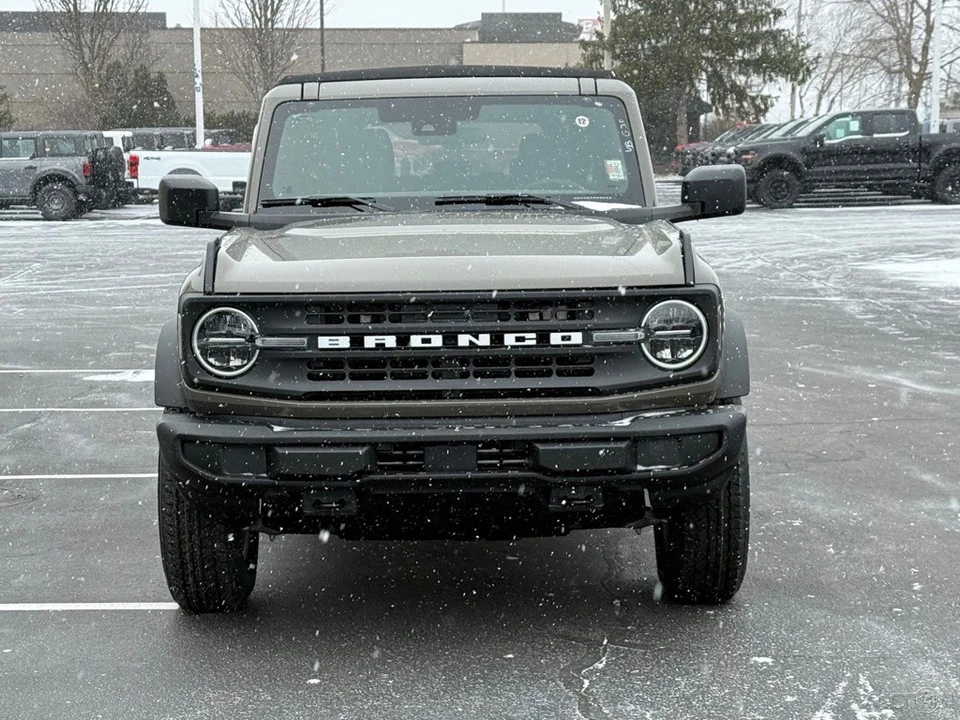 2025 Ford Bronco 6th Gen - Image 10 of 12