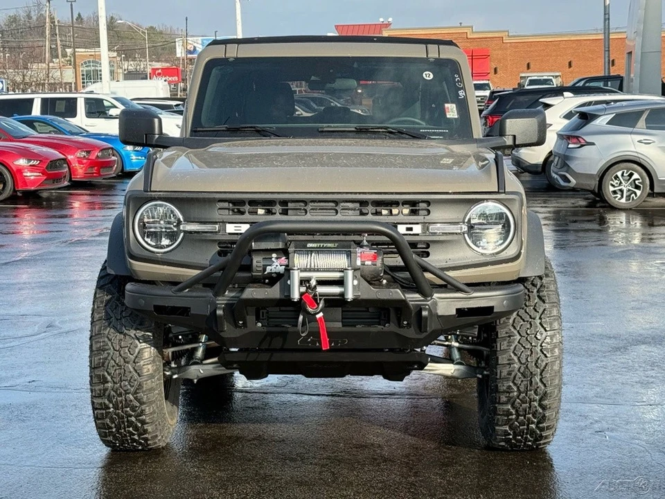 2025 Ford Bronco 6th Gen - Image 10 of 12