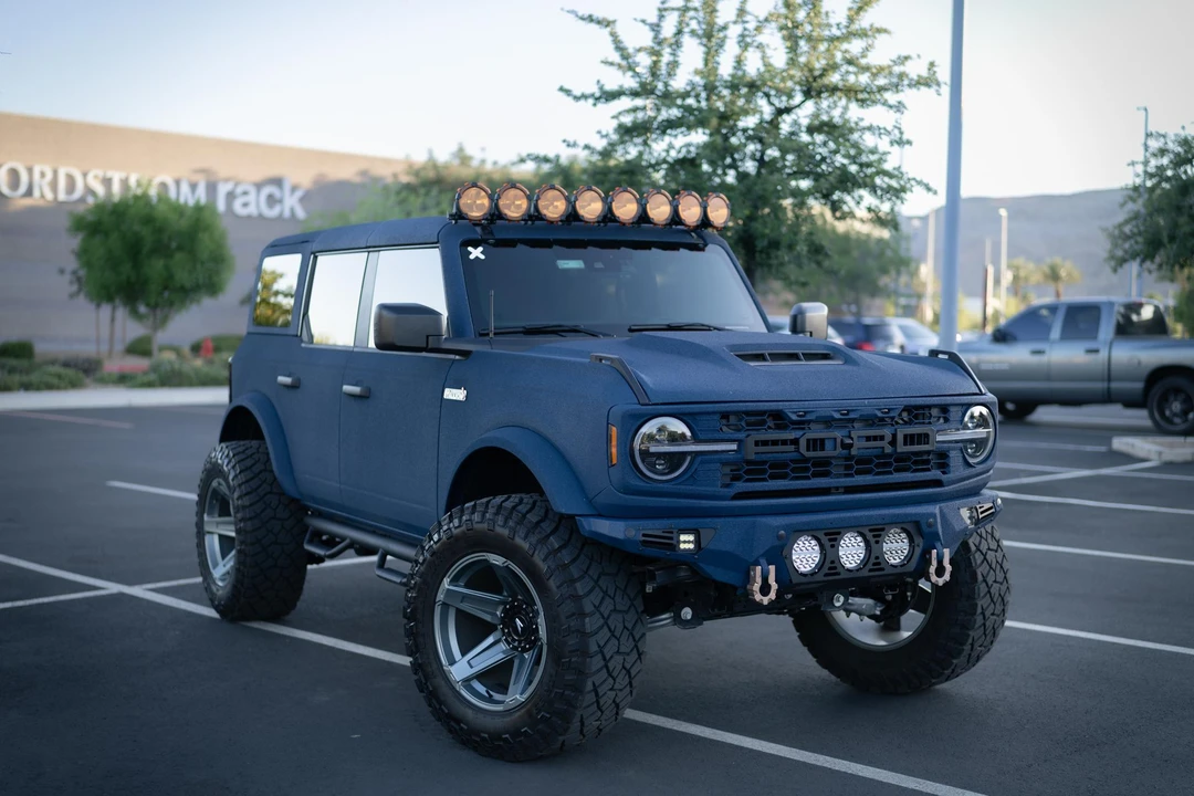 2025 Ford Bronco 6th Gen - Image 11 of 31