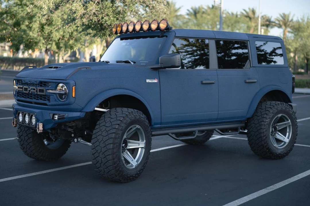 2025 Ford Bronco 6th Gen - Image 3 of 31