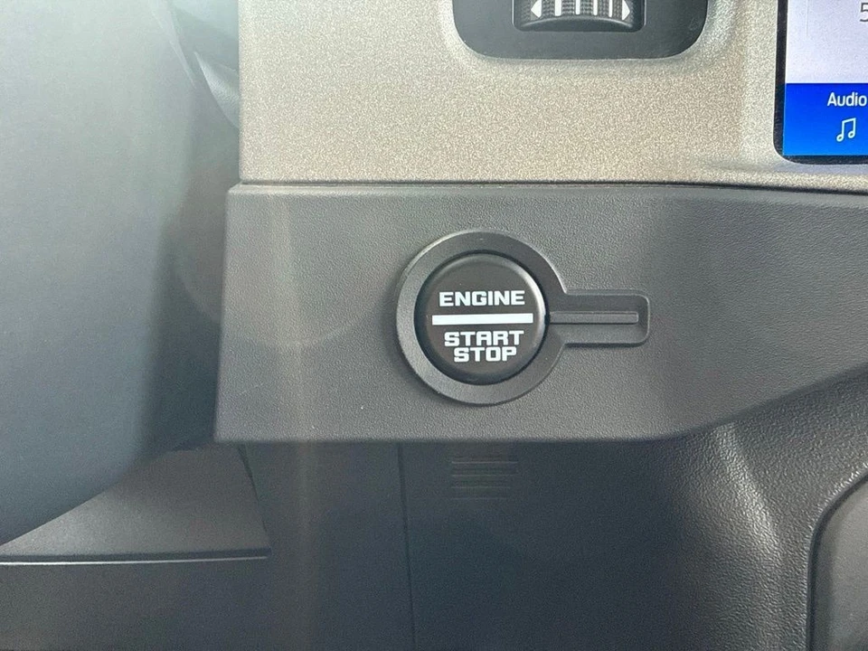 2025 Ford Bronco 6th Gen - Image 13 of 23