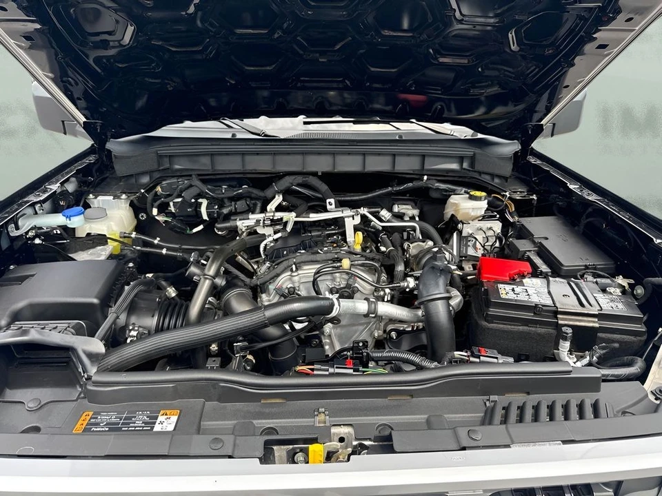 2025 Ford Bronco 6th Gen - Image 21 of 23