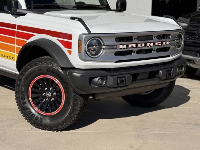 2025 Ford Bronco 6th Gen - Image 3 of 12