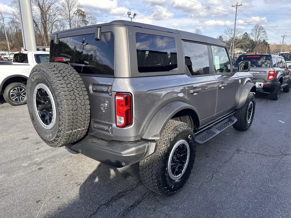 2025 Ford Bronco 6th Gen - Image 6 of 21