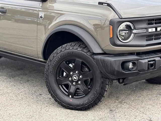 2025 Ford Bronco 6th Gen - Image 4 of 12