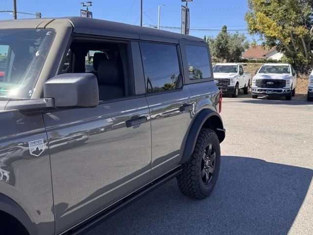 2025 Ford Bronco 6th Gen - Image 9 of 12