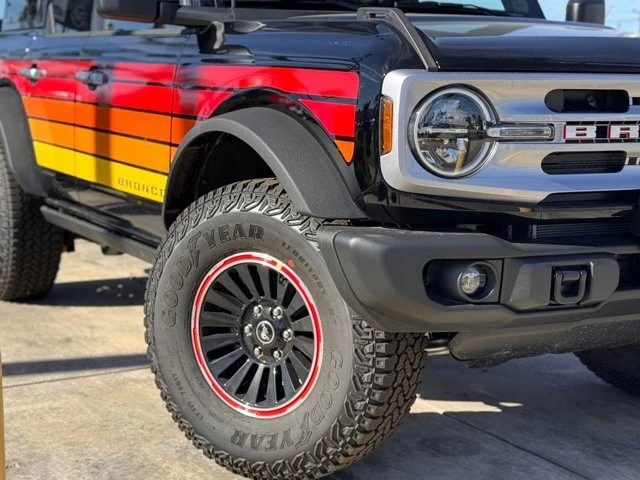 2025 Ford Bronco 6th Gen - Image 4 of 12
