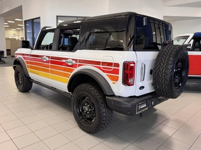2025 Ford Bronco 6th Gen - Image 10 of 12