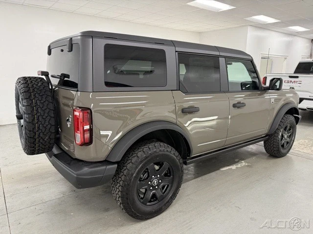 2025 Ford Bronco 6th Gen - Image 5 of 12