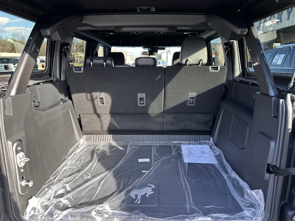 2025 Ford Bronco 6th Gen - Image 16 of 21