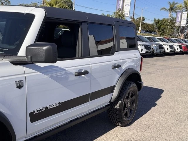 2025 Ford Bronco 6th Gen - Image 9 of 12