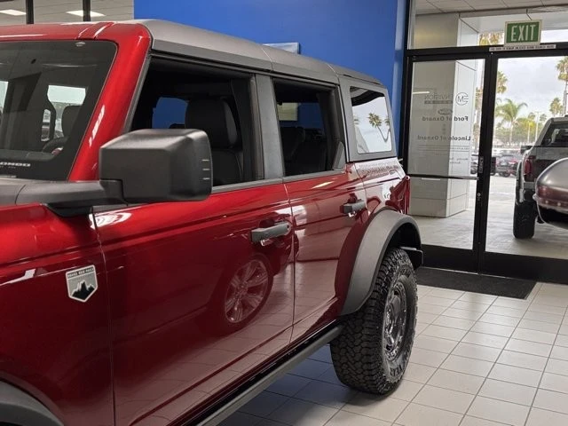 2025 Ford Bronco 6th Gen - Image 9 of 12
