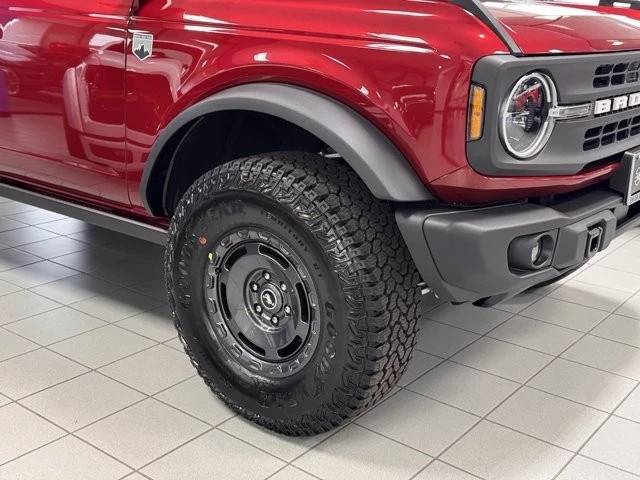 2025 Ford Bronco 6th Gen - Image 4 of 12