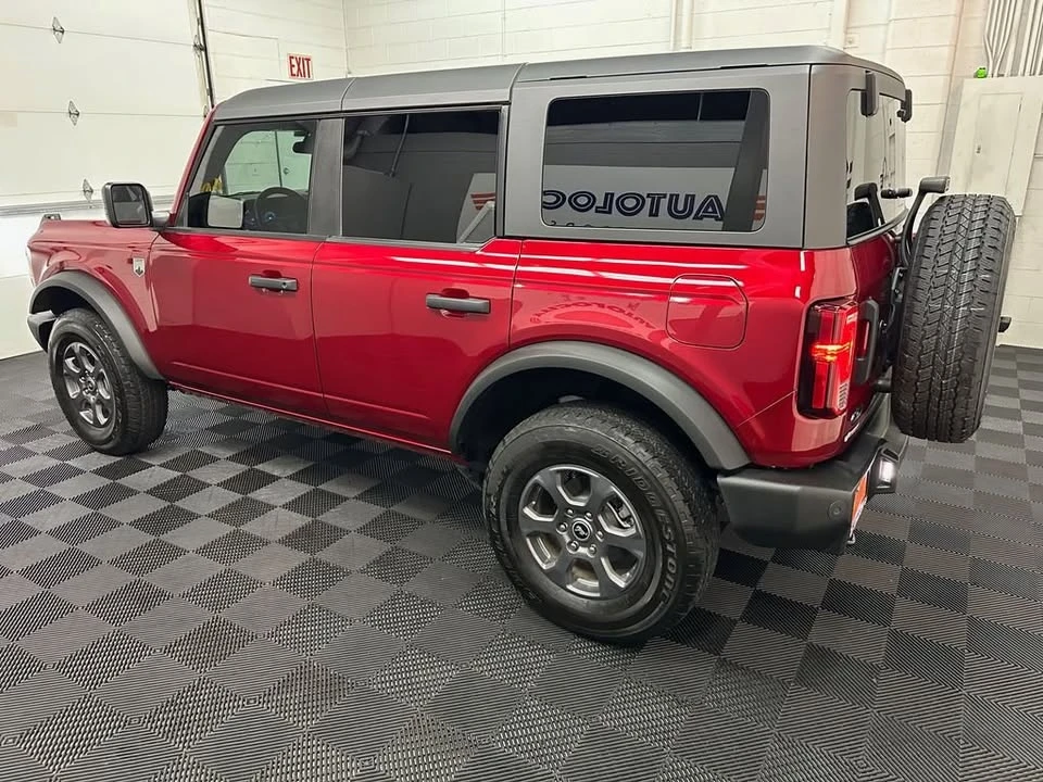 2025 Ford Bronco 6th Gen - Image 15 of 20