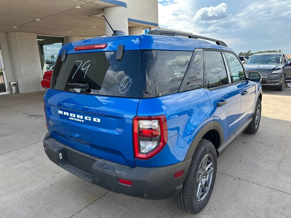 2025 Ford Bronco 6th Gen - Image 12 of 21