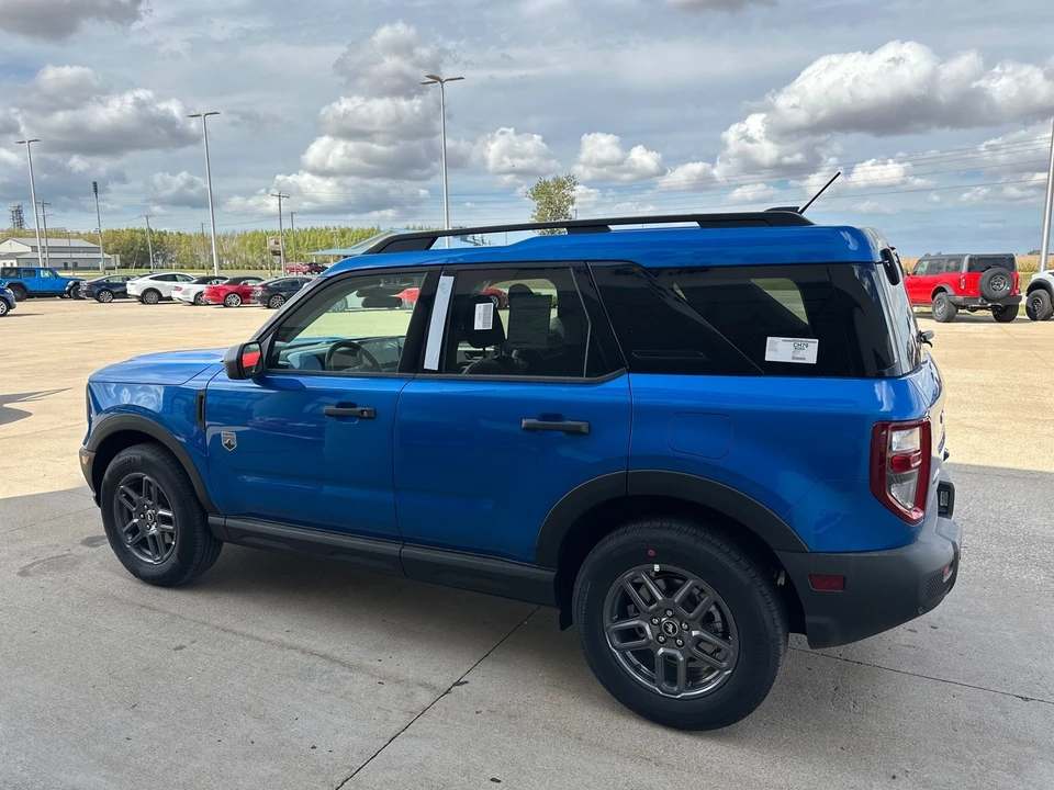 2025 Ford Bronco 6th Gen - Image 9 of 29