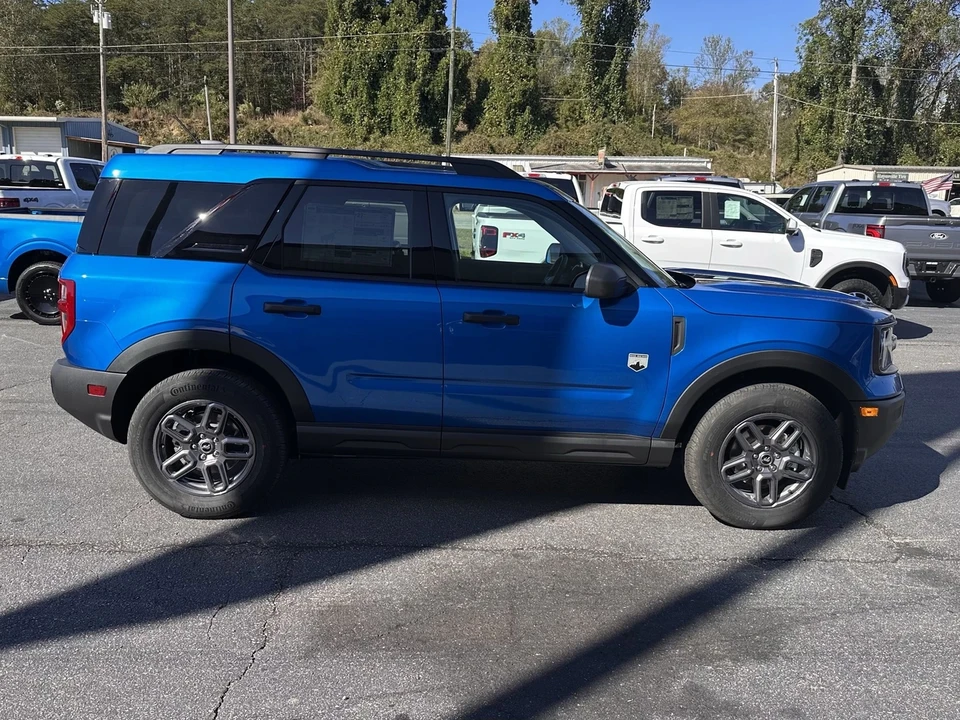 2025 Ford Bronco 6th Gen - Image 5 of 21