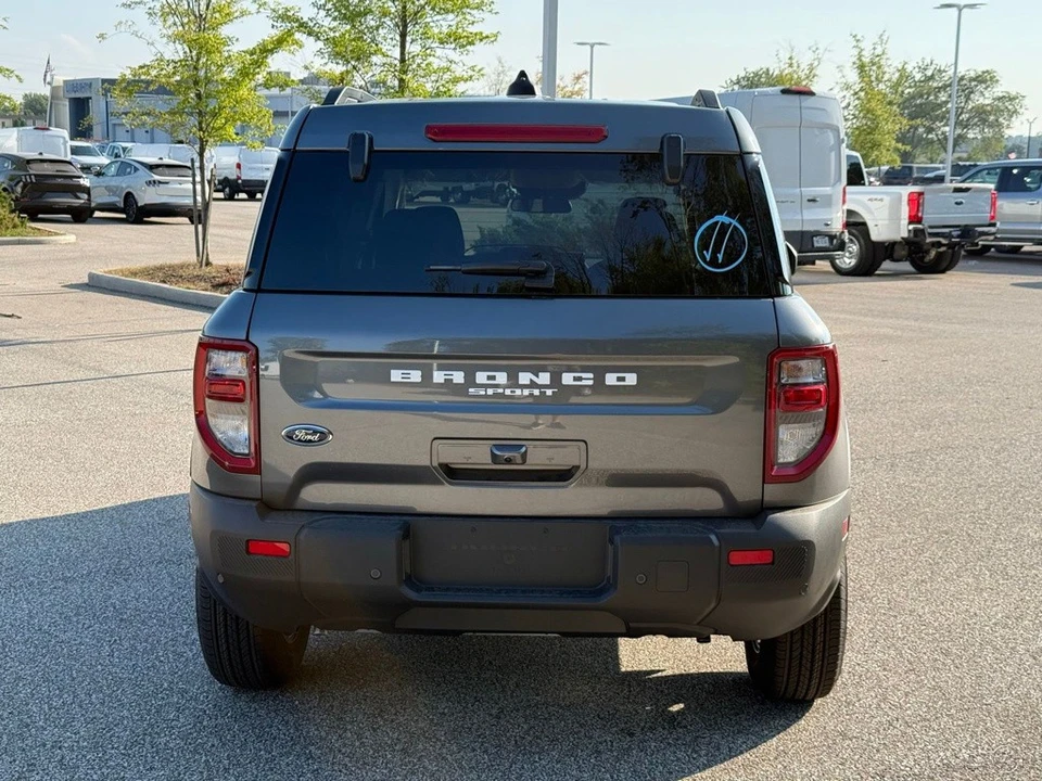 2025 Ford Bronco 6th Gen - Image 5 of 12