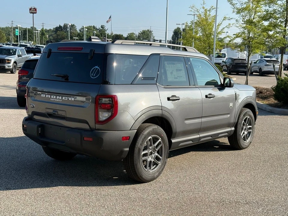 2025 Ford Bronco 6th Gen - Image 6 of 12