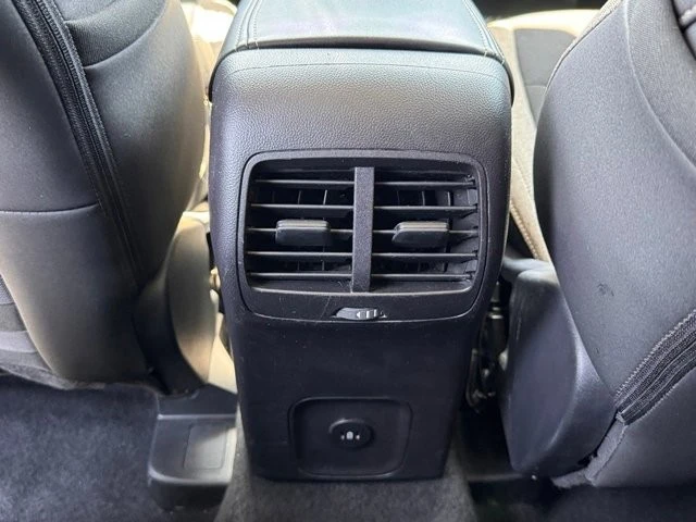 2025 Ford Bronco 6th Gen - Image 28 of 30