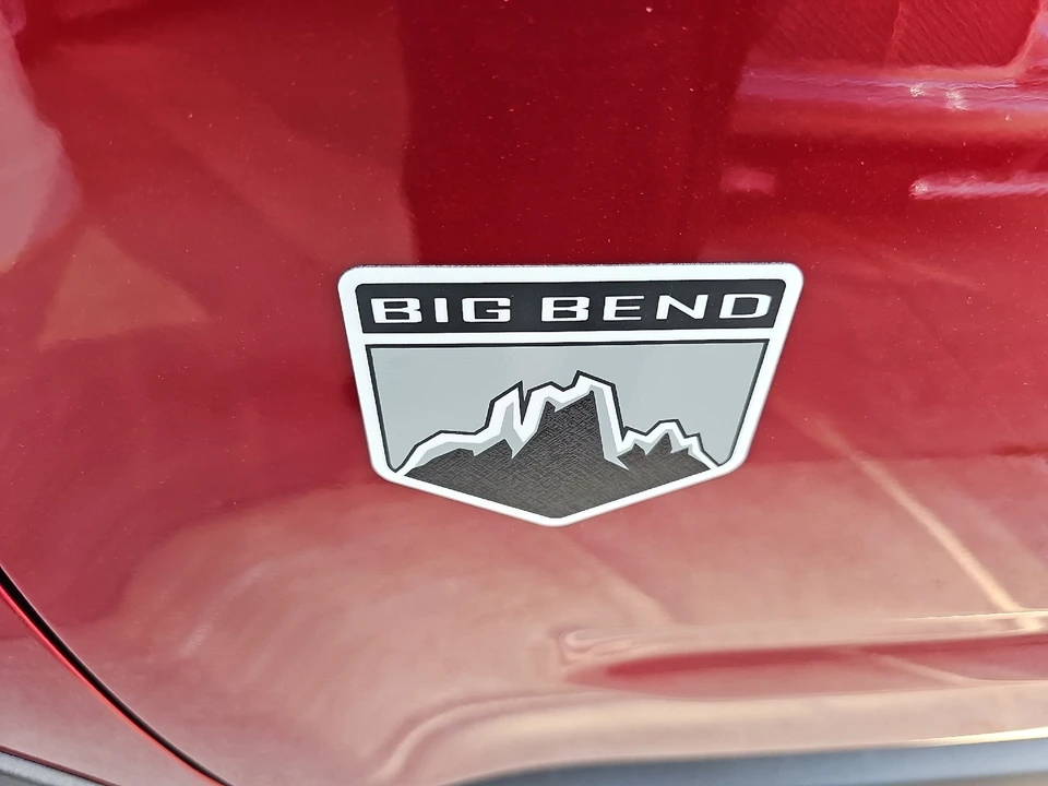 2025 Ford Bronco 6th Gen - Image 16 of 24