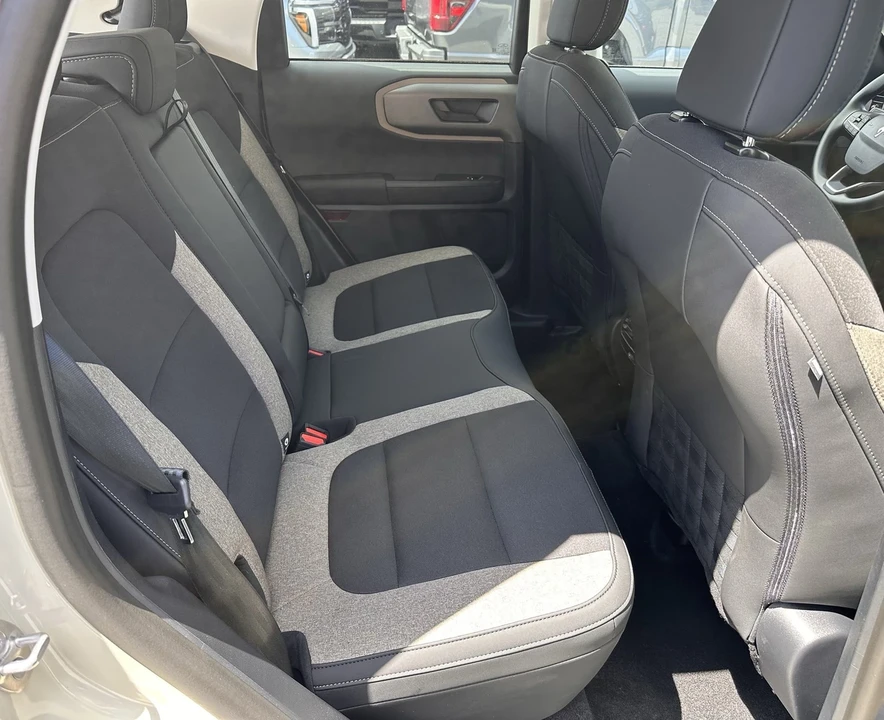 2025 Ford Bronco 6th Gen - Image 16 of 21