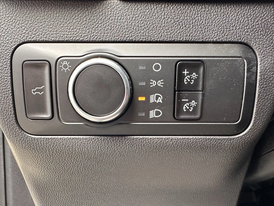2025 Ford Bronco 6th Gen - Image 19 of 21