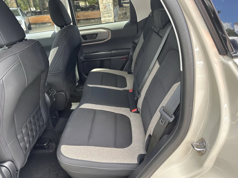 2025 Ford Bronco 6th Gen - Image 12 of 21
