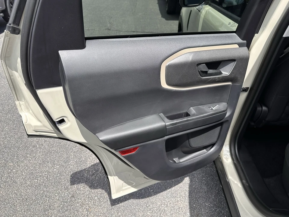 2025 Ford Bronco 6th Gen - Image 11 of 21