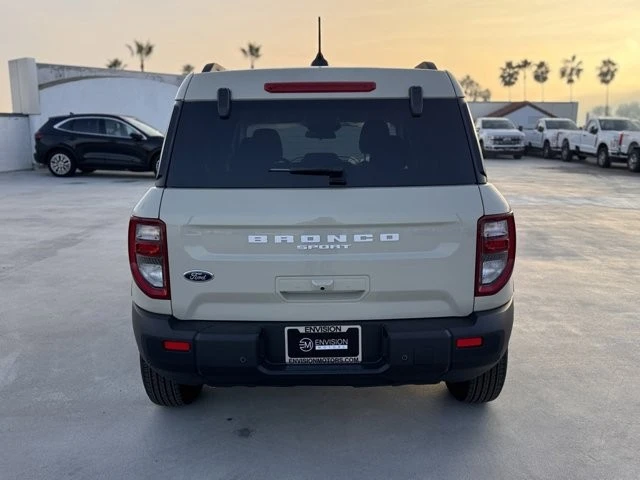2025 Ford Bronco 6th Gen - Image 11 of 12