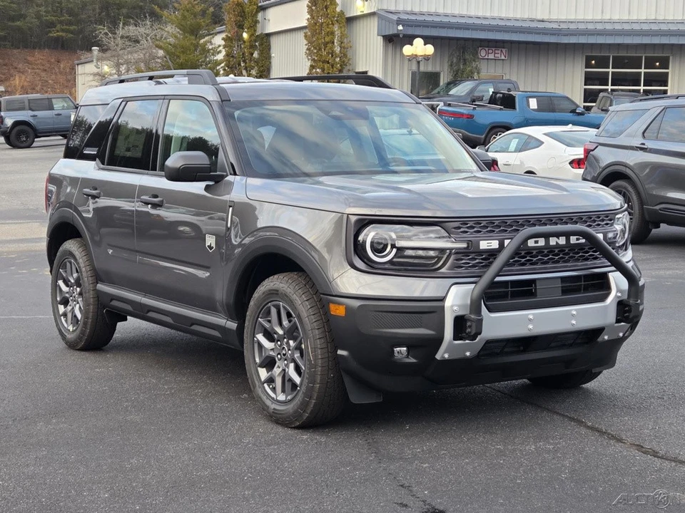 2025 Ford Bronco 6th Gen - Image 13 of 21