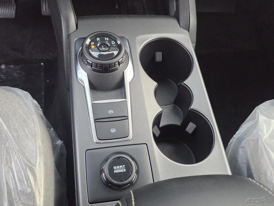 2025 Ford Bronco 6th Gen - Image 14 of 21