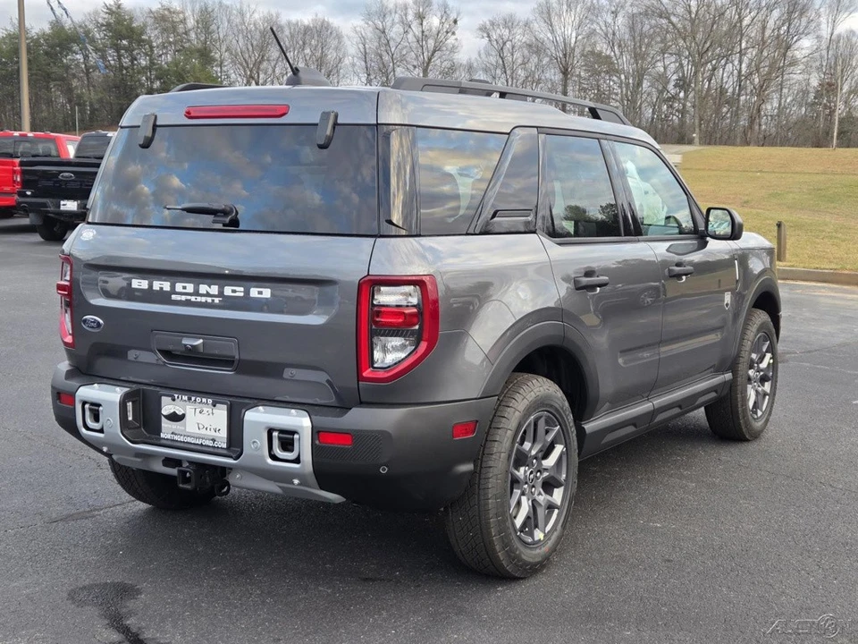 2025 Ford Bronco 6th Gen - Image 2 of 21