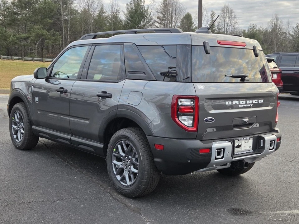 2025 Ford Bronco 6th Gen - Image 15 of 21