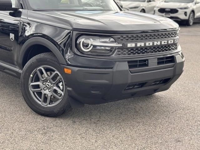 2025 Ford Bronco 6th Gen - Image 3 of 12