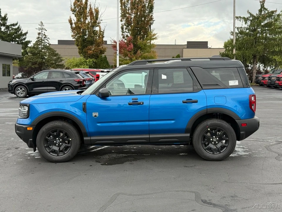 2025 Ford Bronco 6th Gen - Image 2 of 12