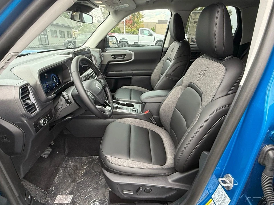 2025 Ford Bronco 6th Gen - Image 14 of 21