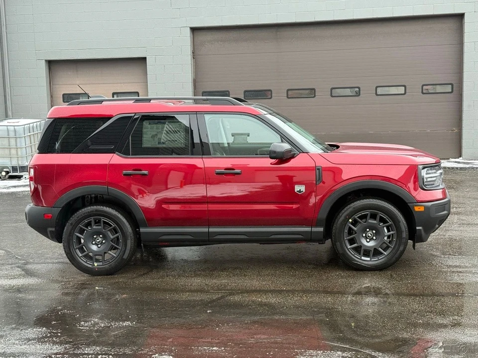 2025 Ford Bronco 6th Gen - Image 7 of 12