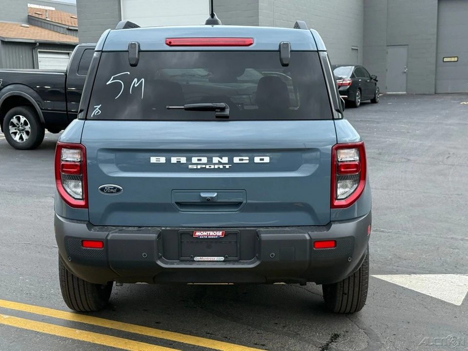 2025 Ford Bronco 6th Gen - Image 5 of 12