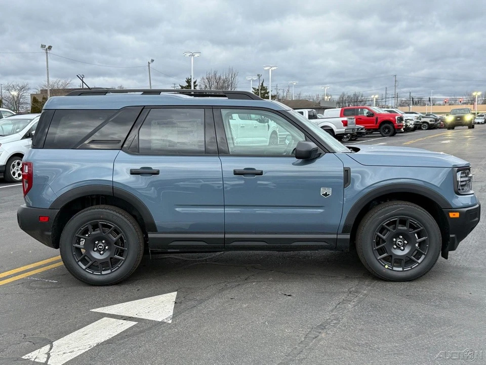 2025 Ford Bronco 6th Gen - Image 7 of 12