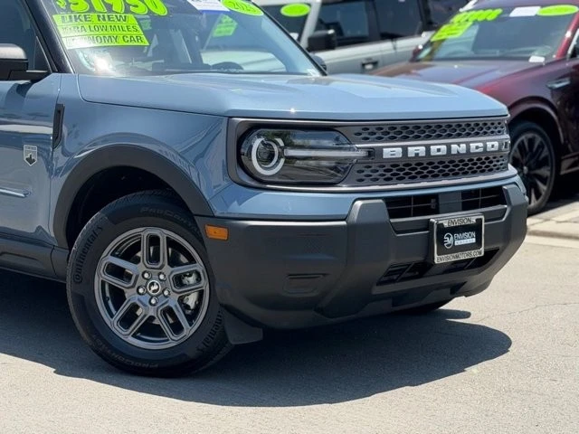 2025 Ford Bronco 6th Gen - Image 4 of 31