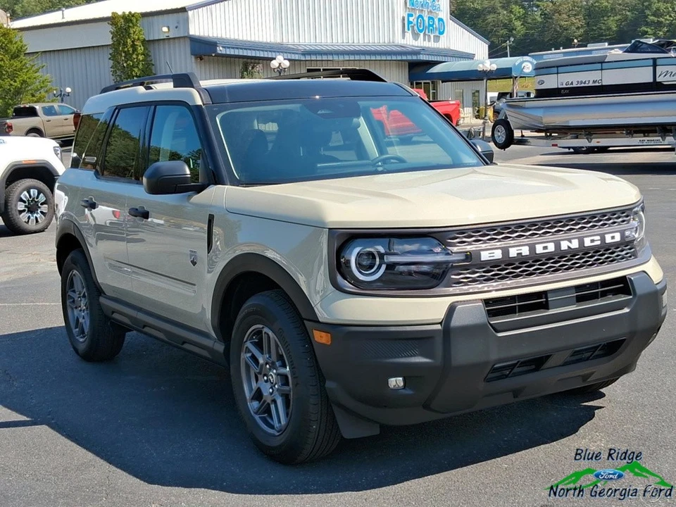 2025 Ford Bronco 6th Gen - Image 4 of 21
