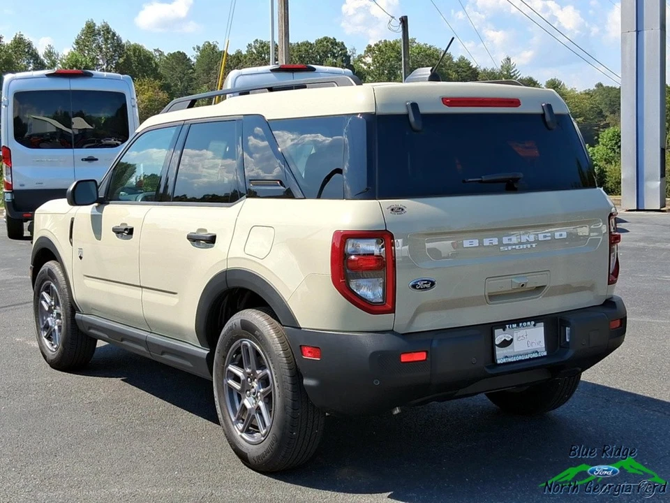 2025 Ford Bronco 6th Gen - Image 2 of 21