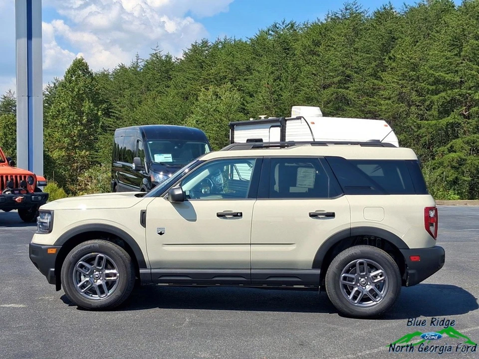 2025 Ford Bronco 6th Gen - Image 13 of 21