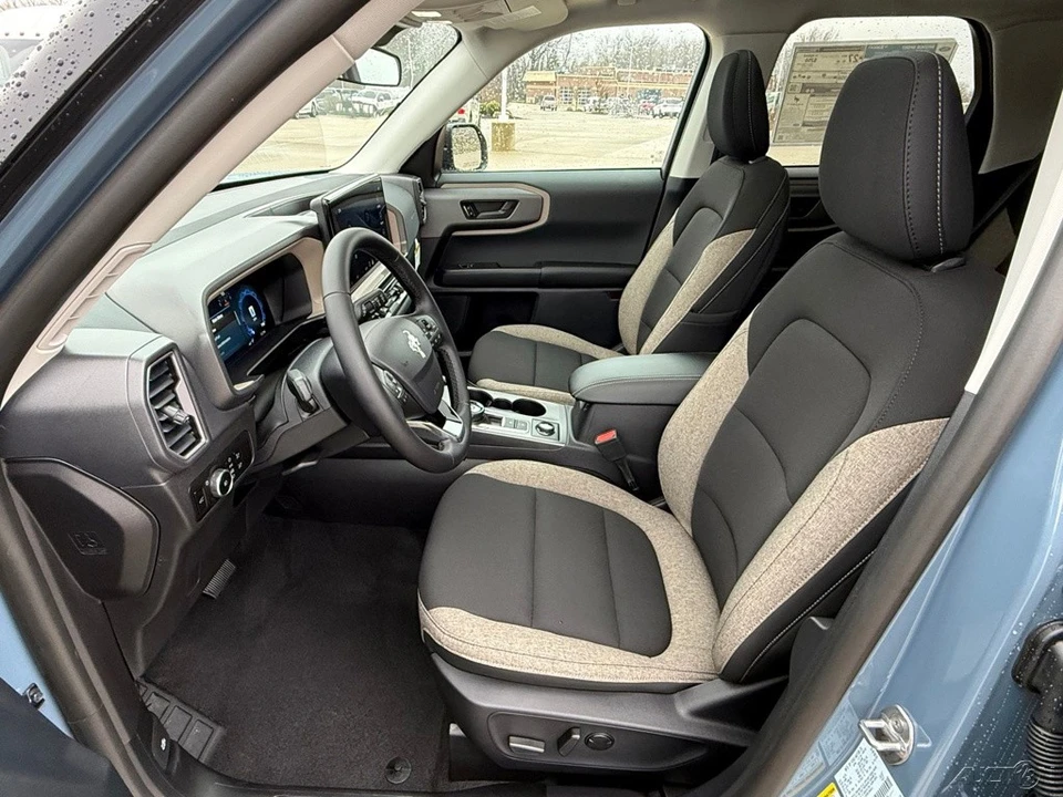 2025 Ford Bronco 6th Gen - Image 14 of 21