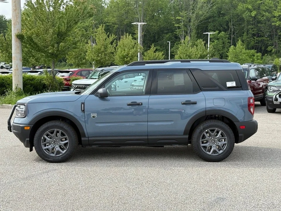 2025 Ford Bronco 6th Gen - Image 2 of 12
