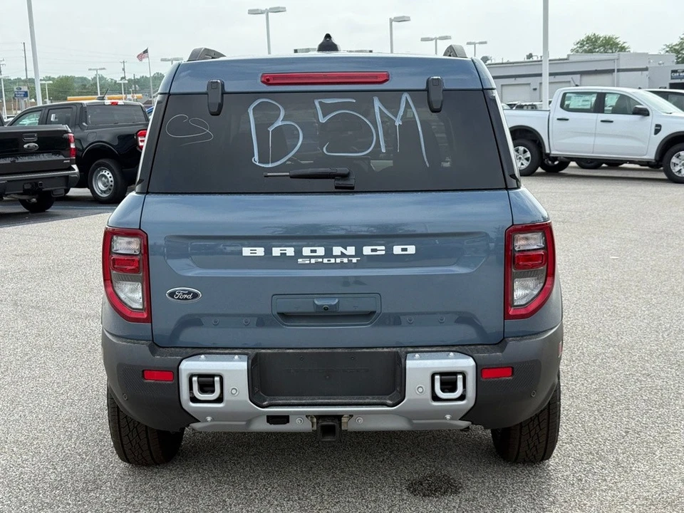 2025 Ford Bronco 6th Gen - Image 5 of 21